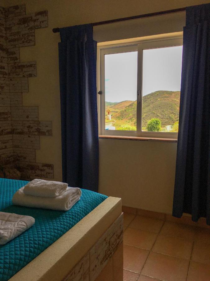 Carrapateira Lodge エクステリア 写真